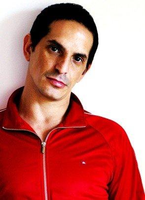 Ari Nitzan, estate agent