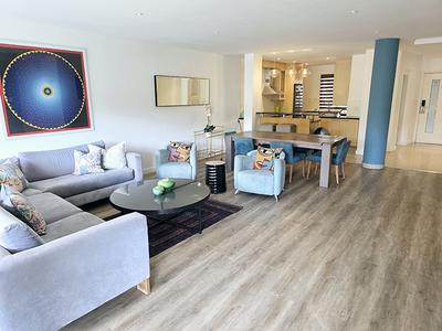 Apartment / Flat For Rent in Benmore, Sandton
